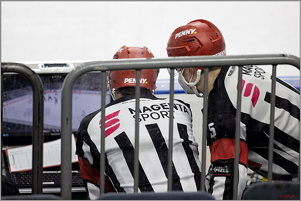 PENNY DEL;  Koelner Haie - Duesseldorfer EG ; Koeln, 16.01.2022